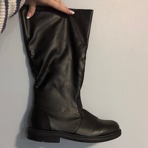 1031 by Ellie 1” Heel Boot